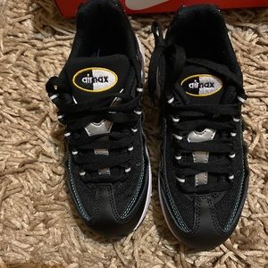 Boys brand new Nike Air Max 95s size 12c